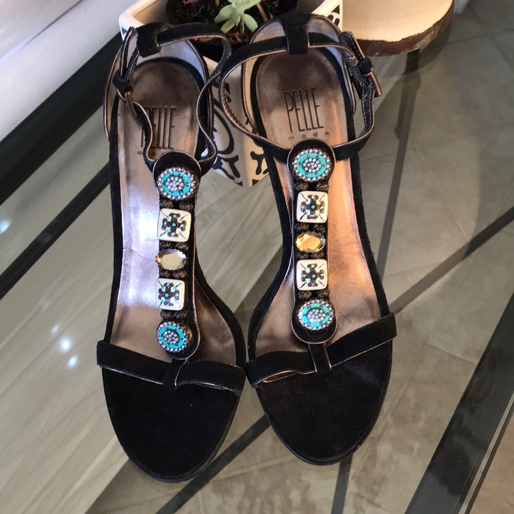 PELLE MODA suede T-strap, bejeweled heels size 9 worn once